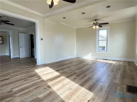 309 Charles St, Bryan, OH 43506 photo 8