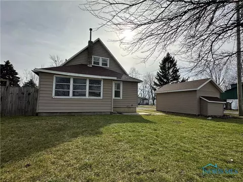 309 Charles St, Bryan, OH 43506 photo 2