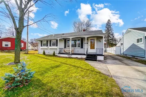 5057 Sheila Dr, Toledo, OH 43613