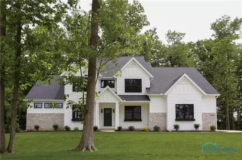 8354 Kacie Ln, Monclova, OH 43542