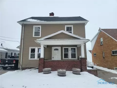 2747 104th St, Toledo, OH 43611