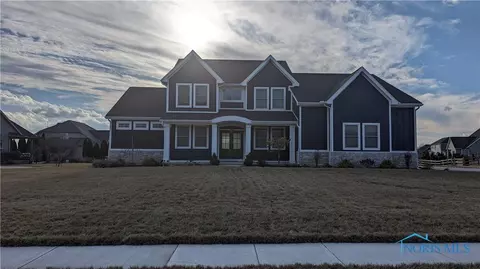 25933 Seminary Rd, Perrysburg, OH 43551