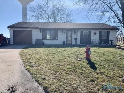 604 Olive Dr, Bryan, OH 43506