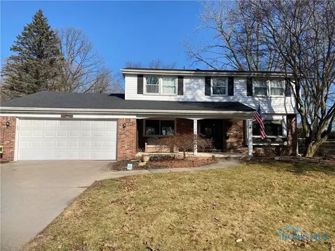 6108 Holly Valley Dr, Toledo, OH 43612