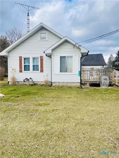 11140 West St, Whitehouse, OH 43571