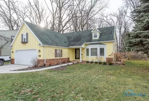 4209 Caravelle Dr, Toledo, OH 43623