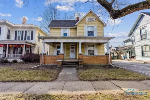 209 E Lima St, Findlay, OH 45840
