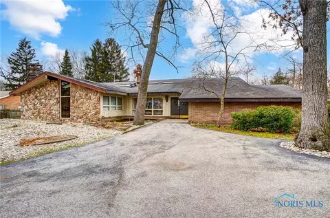 4329 Eaglehurst Rd, Sylvania, OH 43560