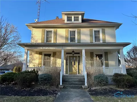 1312 Croghan St, Fremont, OH 43420
