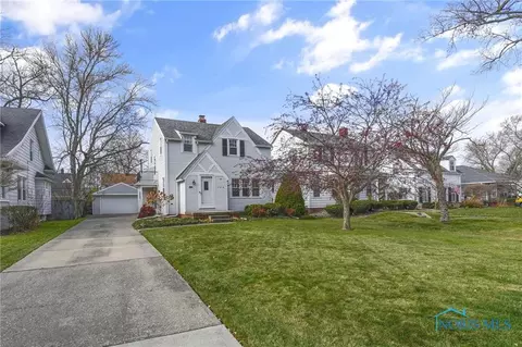 3416 Mapleway Dr, Toledo, OH 43614