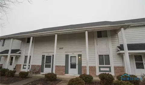 357 Wrexham Ln #103, Maumee, OH 43537