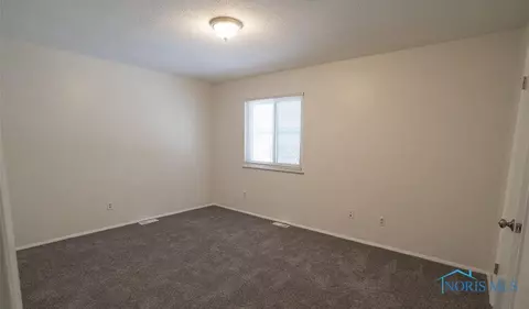 357 Wrexham Ln #103, Maumee, OH 43537 photo 8