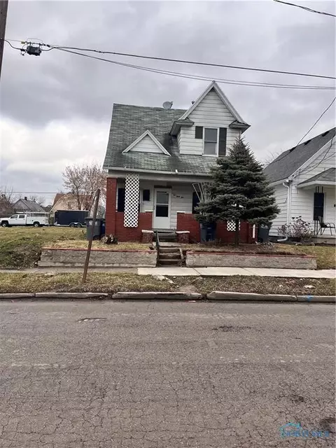 135 E Broadway St, Toledo, OH 43605