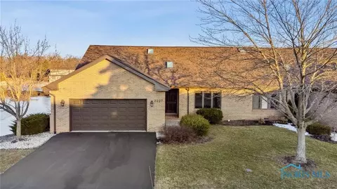 2227 Quail Lake Rd, Findlay, OH 45840