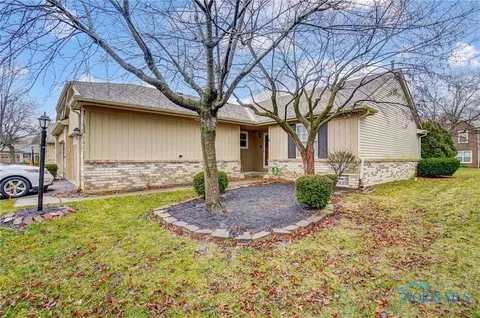 59 Homestead Pl #59, Maumee, OH 43537
