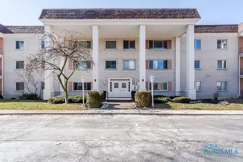 3010 W Central Ave #214, Toledo, OH 43606