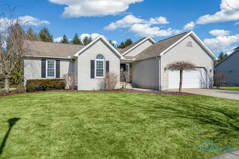 7020 E Pasture Ln, Maumee, OH 43537