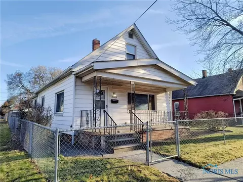 2032 Bakewell St, Toledo, OH 43605