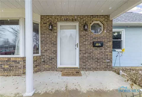 102 Taylor Dr, West Unity, OH 43570 photo 5