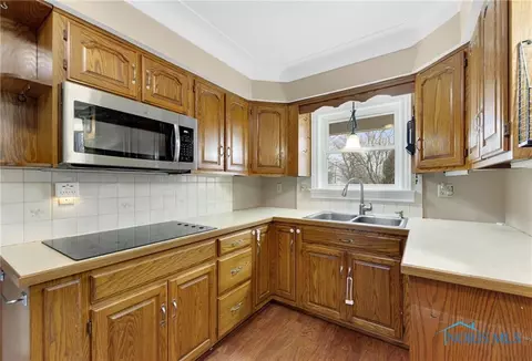 102 Taylor Dr, West Unity, OH 43570 photo 10