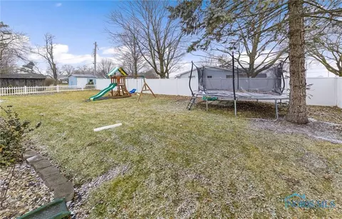 102 Taylor Dr, West Unity, OH 43570 photo 36