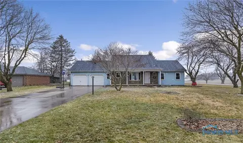 102 Taylor Dr, West Unity, OH 43570 photo 2