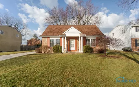 2144 Bishopsgate Dr, Toledo, OH 43614
