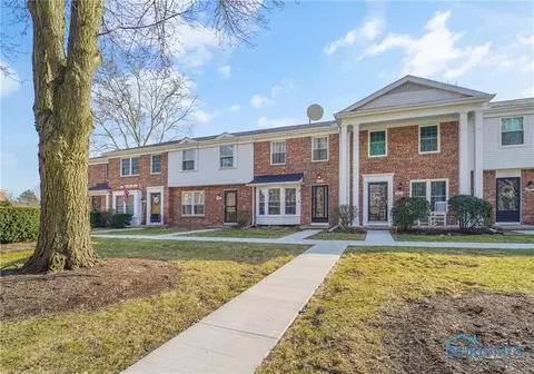 6707 Garden Rd, Maumee, OH 43537