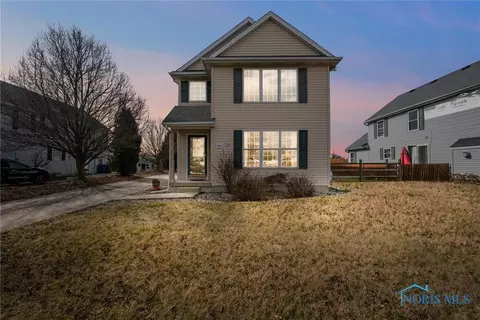 868 Wood Sorrel Ln, Perrysburg, OH 43551