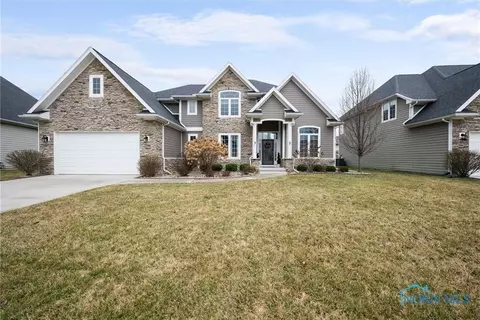 5717 Anchor Hills Dr, Sylvania, OH 43560