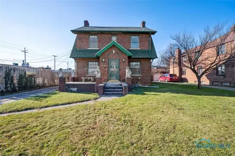 3115 Haughton Dr, Toledo, OH 43606