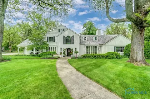 2907 River Rd, Maumee, OH 43537