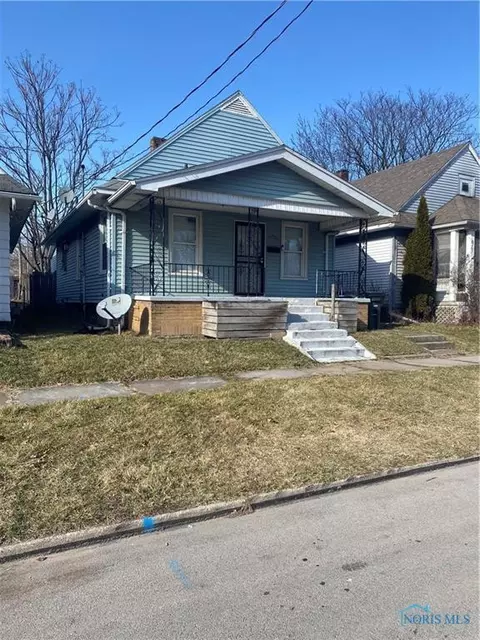 1752 Finch St, Toledo, OH 43609