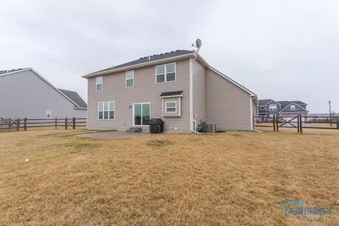 1483 Blackhawk Dr, Waterville, OH 43566 photo 36