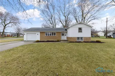 302 Storrer St, Archbold, OH 43502