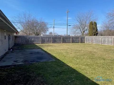 1009 E Wilson St, Bryan, OH 43506 photo 3