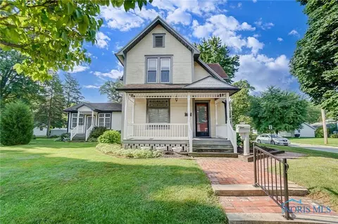 609 Wallace Ave, Bowling Green, OH 43402