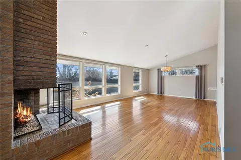 2324 River Rd, Maumee, OH 43537 photo 5