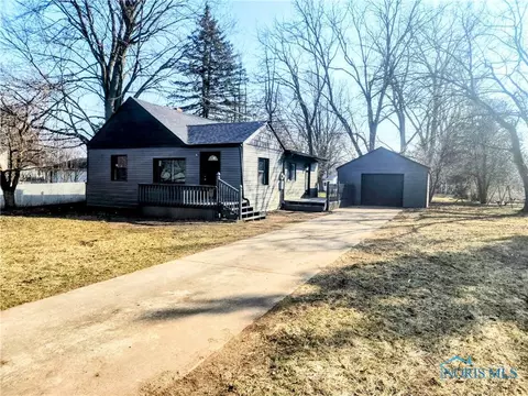 3717 Mcgregor Ln, Toledo, OH 43623
