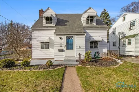 2566 Thoman Pl, Toledo, OH 43613