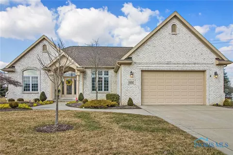 5773 Anchor Hills Dr, Sylvania, OH 43560