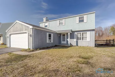 5822 Sugar Hill Ct, Sylvania, OH 43560