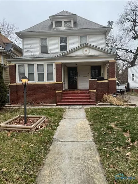 1146 Prospect Ave, Toledo, OH 43606