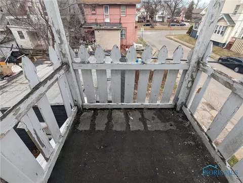 402 Elder Dr, Toledo, OH 43608 photo 13