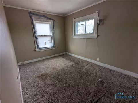 402 Elder Dr, Toledo, OH 43608 photo 11