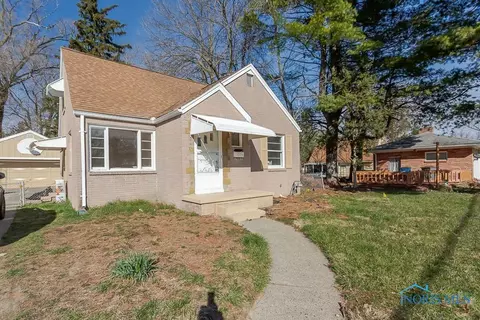 1009 Independence Rd, Toledo, OH 43607 photo 2