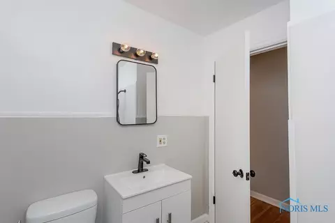 1009 Independence Rd, Toledo, OH 43607 photo 16
