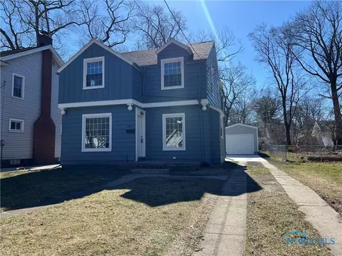 2407 Westbrook Dr, Toledo, OH 43613