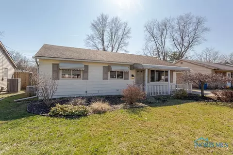3919 Donegal Dr, Toledo, OH 43623