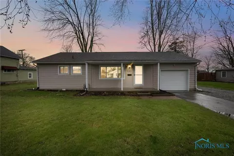 1109 W Sandusky St, Findlay, OH 45840